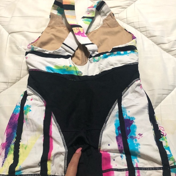 Lululemon Top Size 2 - Picture 3 of 3